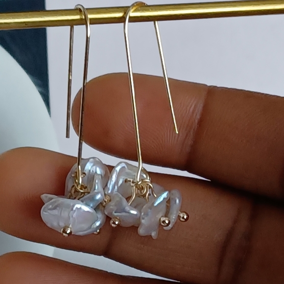 Baroque Pearl Cluster Earrings - Picture 9 of 12